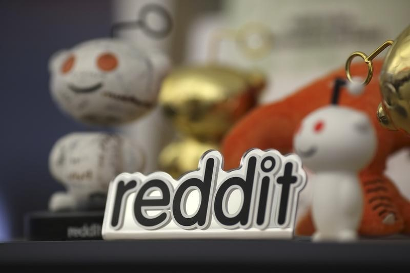 Акции Reddit взлетели после сделки с OpenAI
