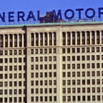 Акции после закрытия торгов: GM, Stitch Fix, Dave & Buster's, GME и другие