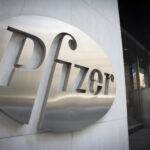 Pfizer продаст 7,7% акций Haleon на сумму до 3,1 млрд долларов, сообщает Bloomberg