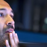 Акции Springview Holdings падают после объявления о сплите