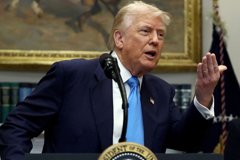 Трамп призывает Сенат отменить филибастер