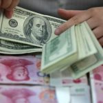 МВФ предупредил о валютных рисках из-за обмена долларовых займов на юани