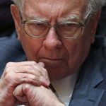 Индикатор Баффетта предостерег: фондовый рынок стоит на пороге обвала