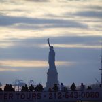 Шатдаун еженедельно обходится экономике США примерно в $15 млрд — Bloomberg