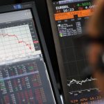 Акции ServiceNow растут после одобрения сплита 5-к-1