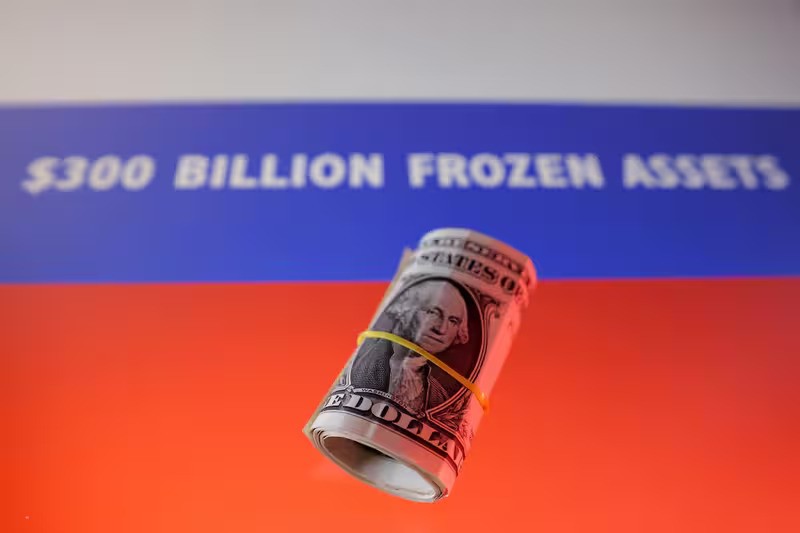 ЕС хочет продлить арест российских активов к пятнице — Bloomberg