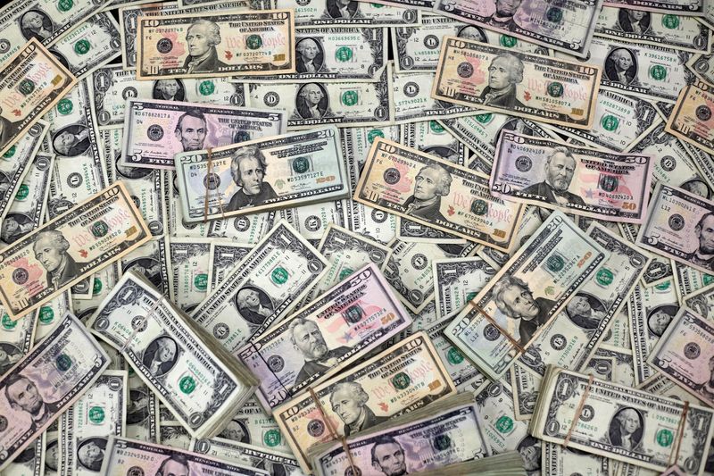 Доллар США ослаб на прошлой неделе. Укрепится ли он в будущем?