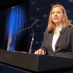 Боуман сигнализирует о повороте к защите рынка труда