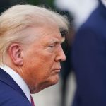 Трамп провел переговоры с президентом Колумбии Петро