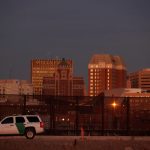 ICE получает право входить в дома без судебного ордера