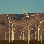 Конец «зеленой» эпохи Байдена: США аннулируют энергетические кредиты на $30 млрд