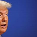 Трамп предупреждает об «огромной армаде», направляющейся в Иран