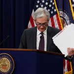 Пауэлл: инфляция выше цели ФРС, тарифы - фактор