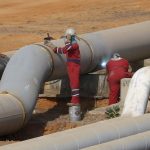 После кибератаки нефтяная отрасль Венесуэлы перешла на бумажные отчеты и WhatsApp