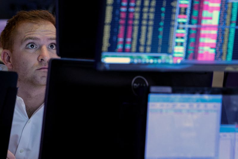 Инвесторы бегут из США: выигрывает Великобритания – Barclays