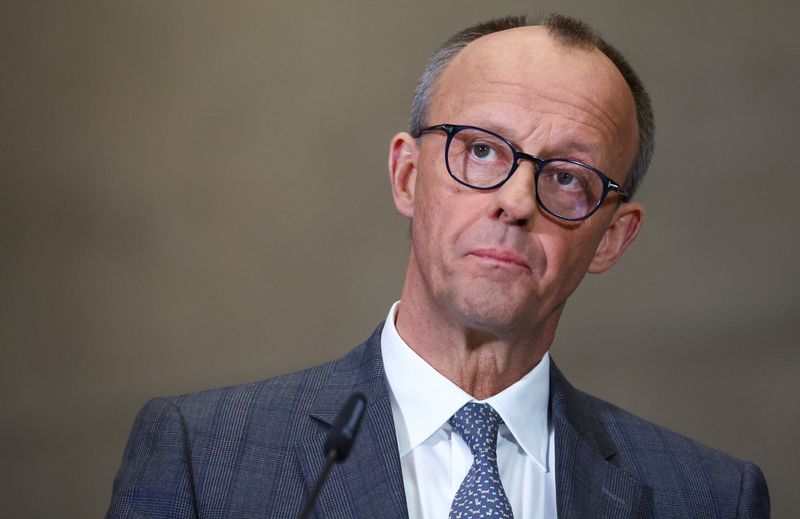 Мерц: ЕС готов говорить с Россией, но не будет вести «параллельные» переговоры