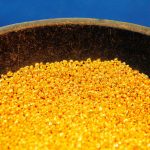 Цены на золото выросли до $5 тыс, серебро взлетело после волатильной недели