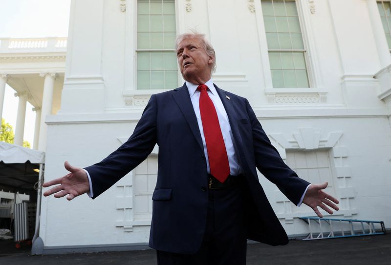 План «Б»: как Трамп собирается обойти запрет Верховного суда на тарифы