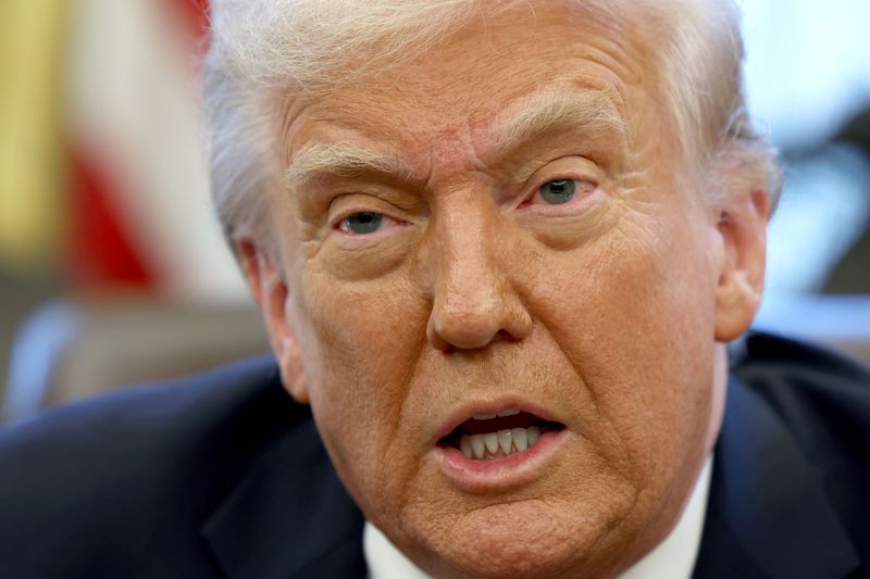 Трамп запускает сайт "TrumpRX" с дешевыми лекарствами