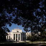 Шмид из ФРС прогнозирует инфляцию около 3% на фоне роста цен на энергоносители