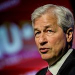 Дж. Даймон из JPMorgan: война с Ираном рискованна, но может принести мир