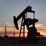 Рост цен на нефть представляет риск для потребительских акций