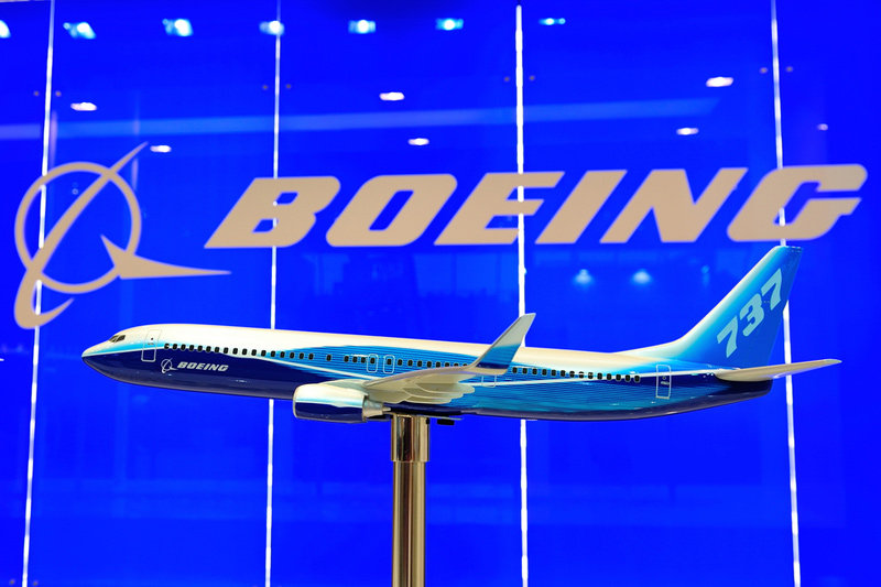 Крутое пике Boeing: акции обрушились, но Уолл-стрит ждет взлета на 34%