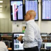 Рынок акций  Канады закрылся падением, S&P/TSX Composite снизился на 0,03%