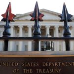 Полсон призывает к экстренному плану для предотвращения краха рынка трежерис