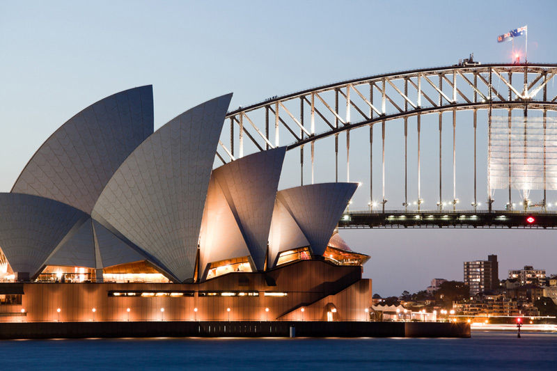 Австралия продлила послабления по качеству топлива на фоне проблем