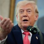 Трамп пообещал открыть Ормузский пролив, «забрать нефть и сколотить состояние»